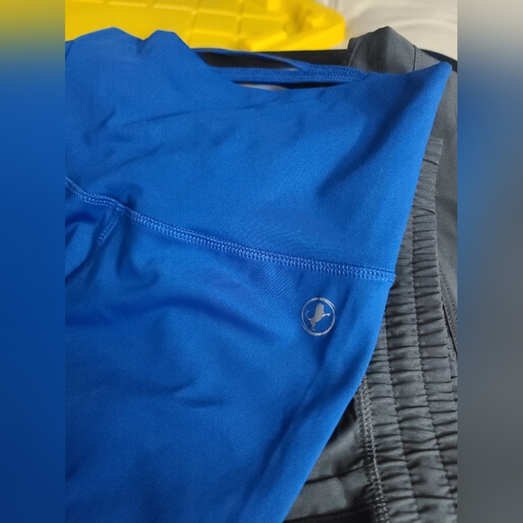 Blue Criss-cross Leggings - Picture 1 of 5